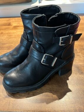 Circus by Sam Edelman Black Leather Buckle Heeled Ankle Boots